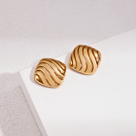 Ocean Wave Studs