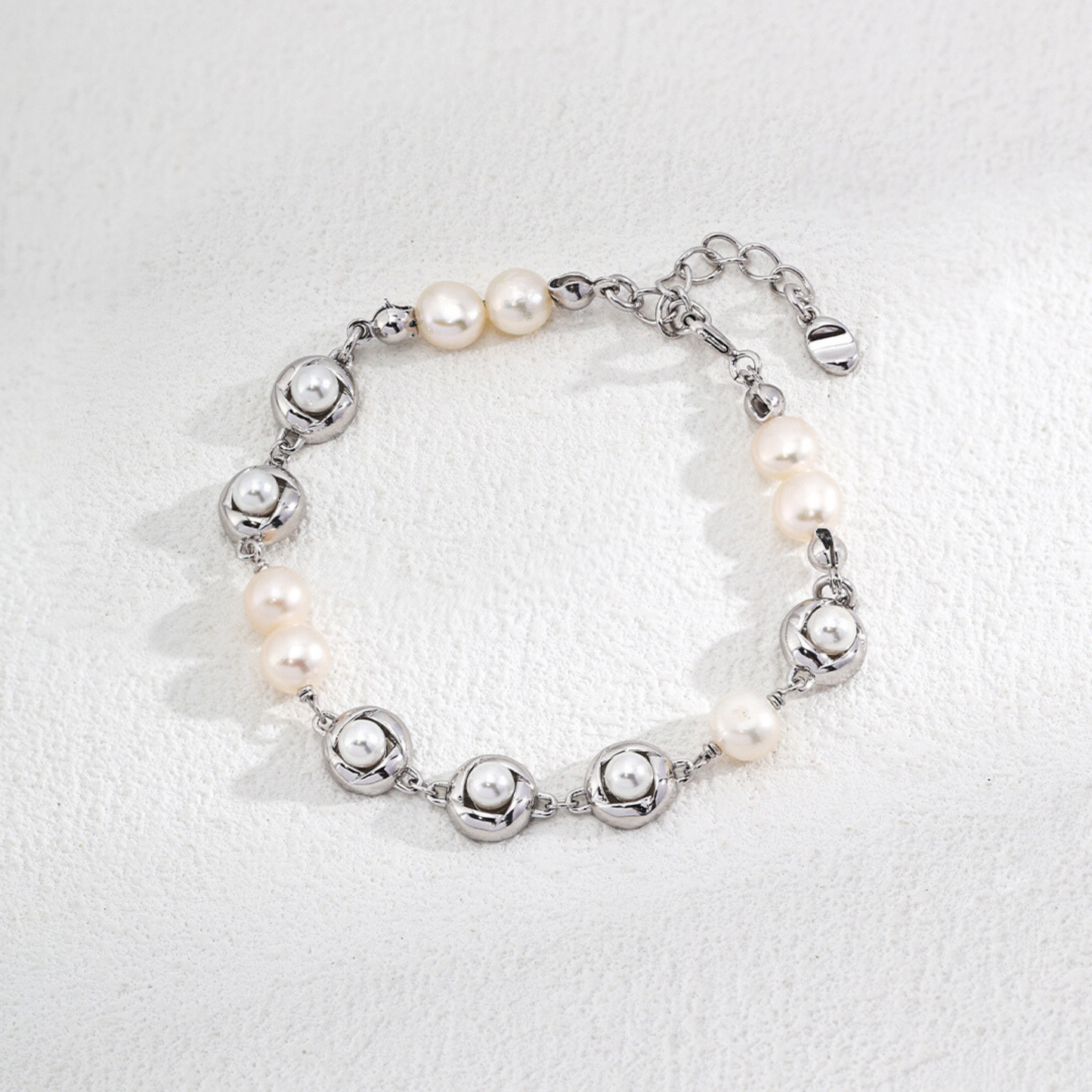 Ethereal Glow Pearl Bracelet