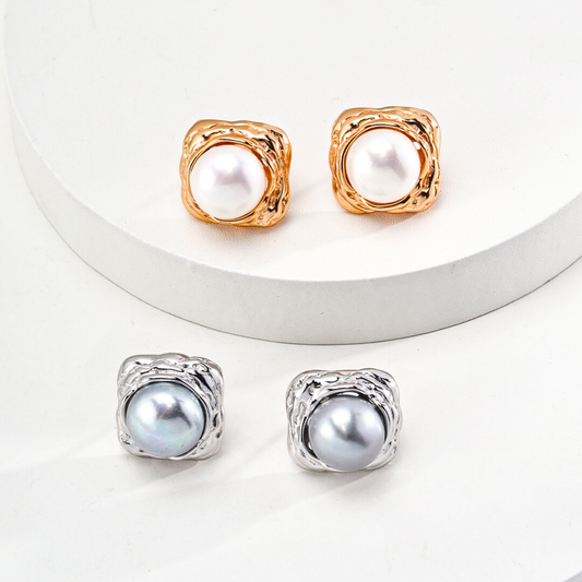 Ocean Pearl Teardrop Studs