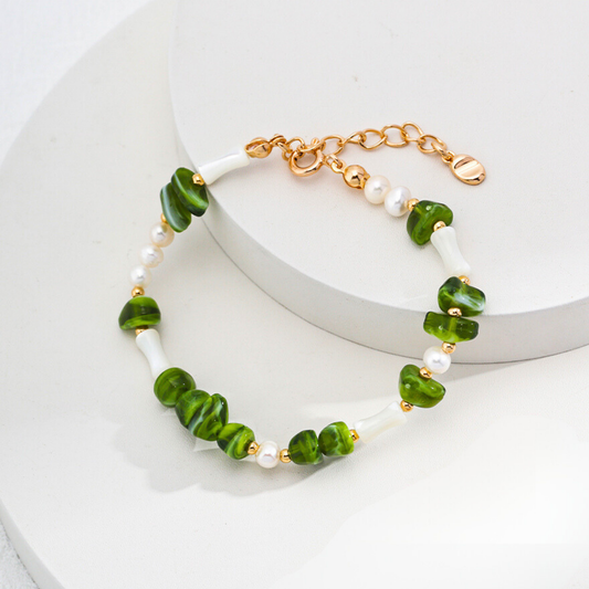 Verdant Oasis Pearl Bracelet