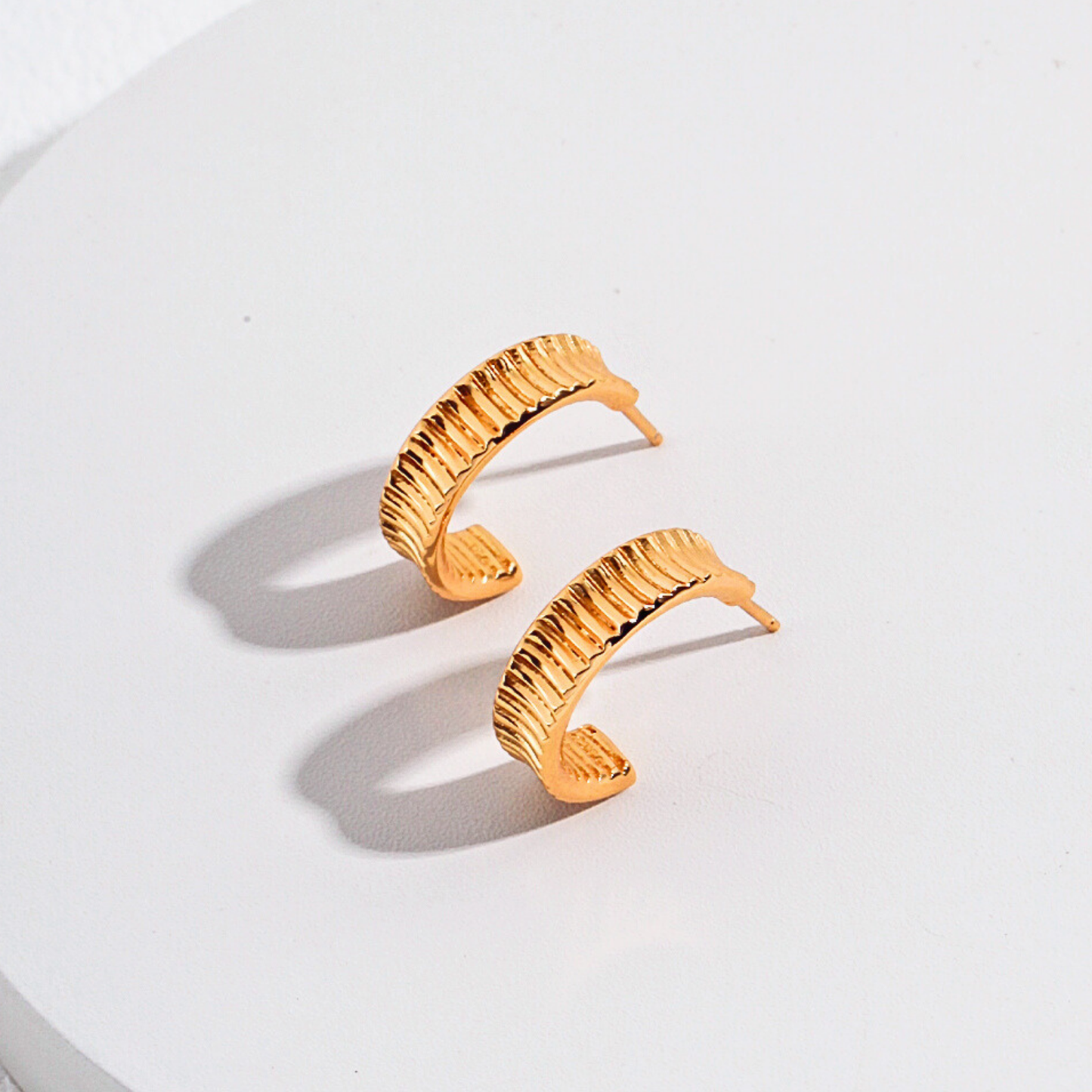 Textured Narrow Hoops