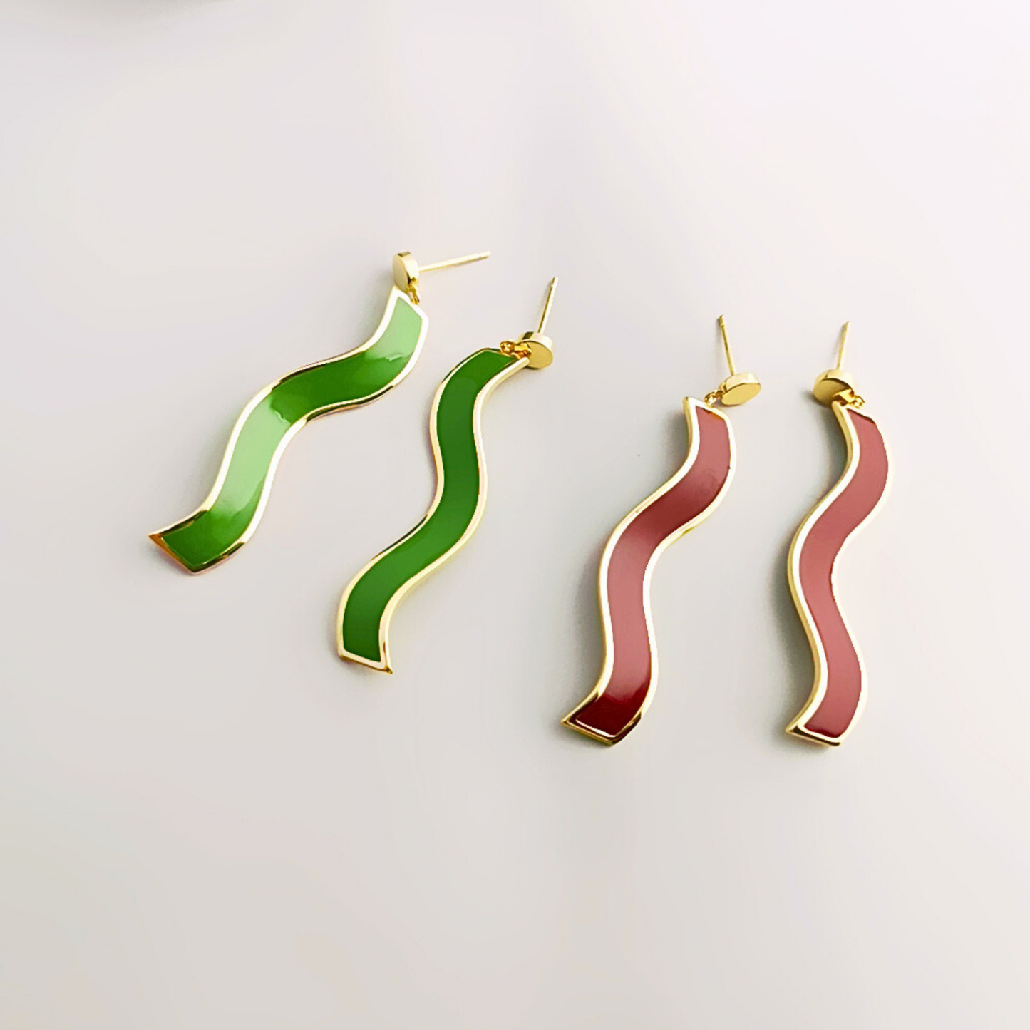 Holiday Wave Enamel Drops