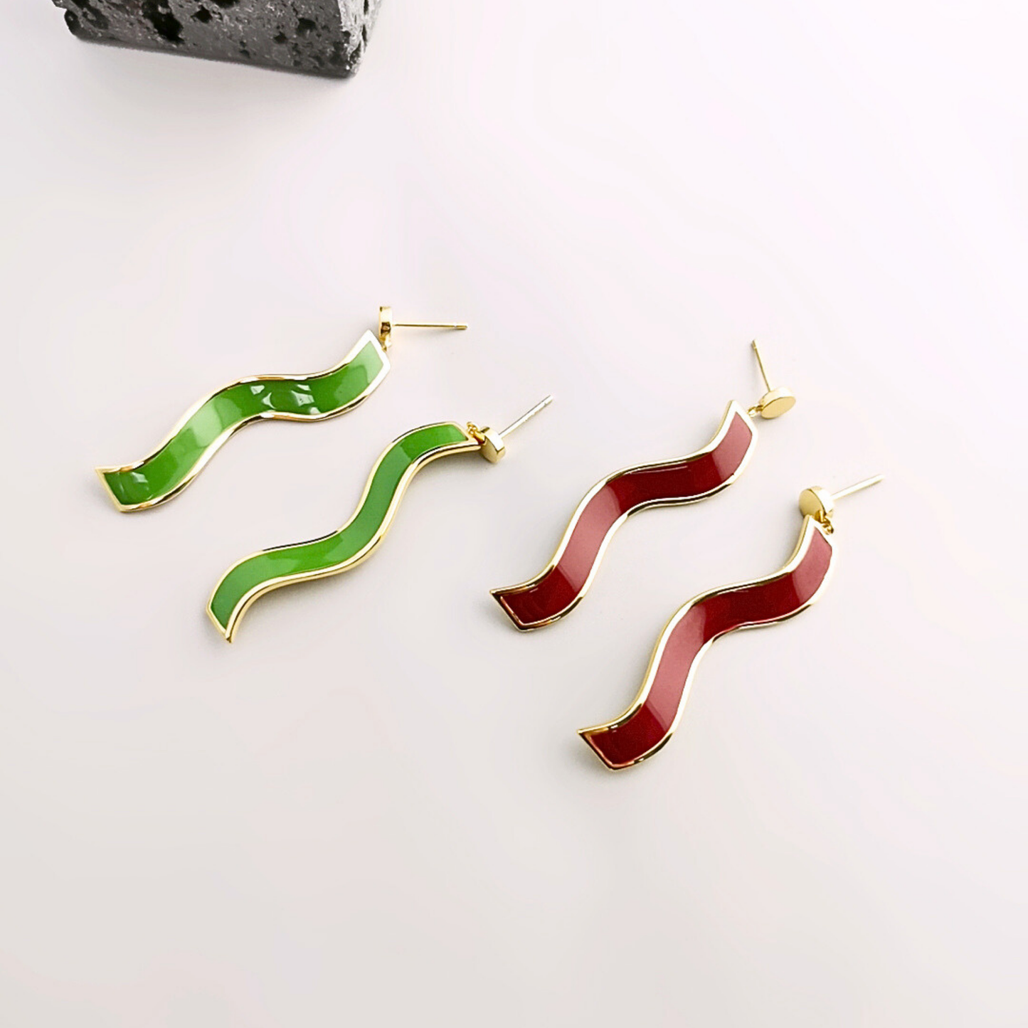 Holiday Wave Enamel Drops