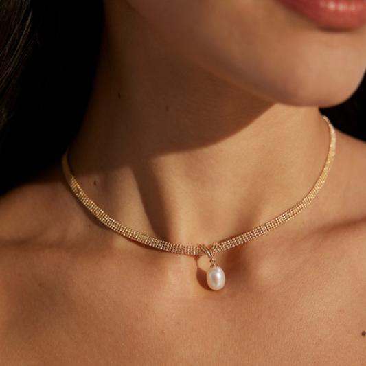 Pearl Pendant Chain of Simplicity