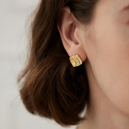 Golden Signet Studs